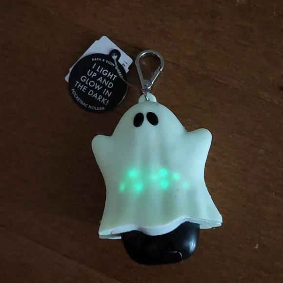 Bath and Body work GLOW IN THE DARK Ghost  pocket sanitzer holder - Picture 3 of 5